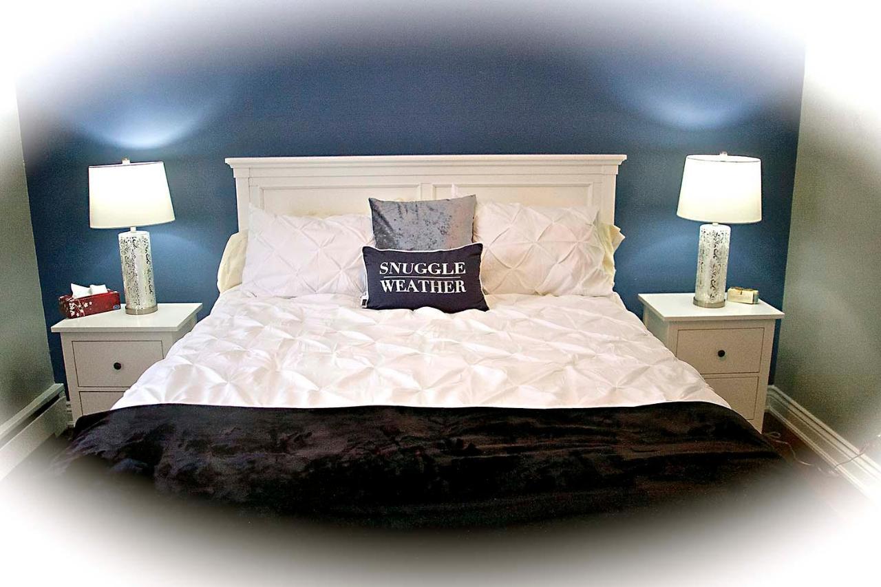 The Cheshire Cat Bed And Breakfast Elora Bagian luar foto